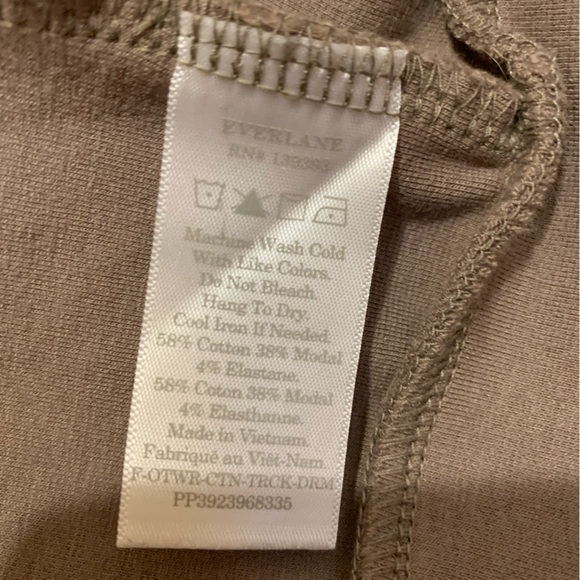 Everlane sweatshirt - Picture 3 of 3